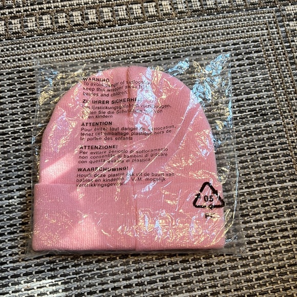 New In Packaging Coney Island Picnic Pink Love Beanie - Picture 4 of 4